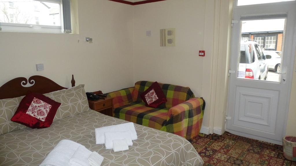 Whitehall Guest House Colwyn Bay Luaran gambar